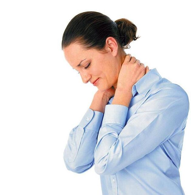 Female headache on the background of sternal osteochondrosis